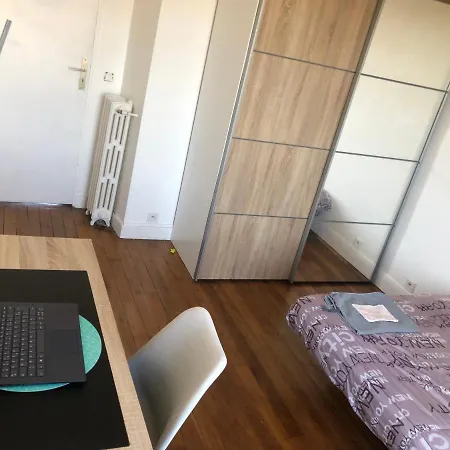 Séjour chez l'habitant Tres Calme A 10mn De Paris *